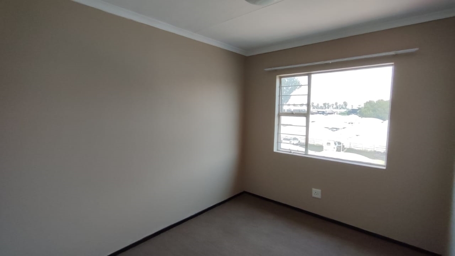 2 Bedroom Property for Sale in Bardene Gauteng