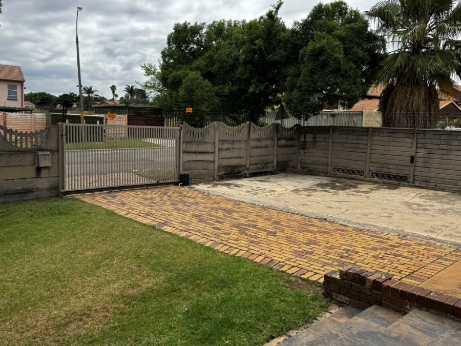 3 Bedroom Property for Sale in Norkem Park Gauteng