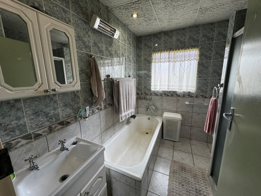 3 Bedroom Property for Sale in Norkem Park Gauteng