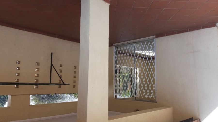  Bedroom Property for Sale in Pretoria North Gauteng