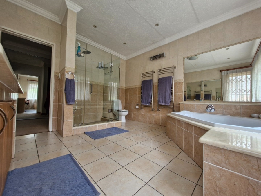 To Let 4 Bedroom Property for Rent in Sunward Park Gauteng