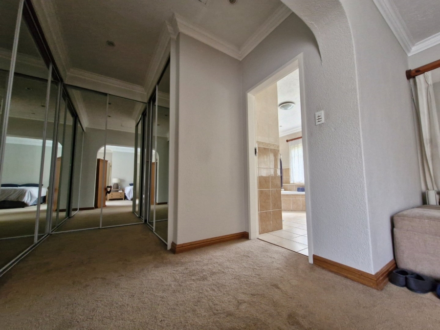 To Let 4 Bedroom Property for Rent in Sunward Park Gauteng