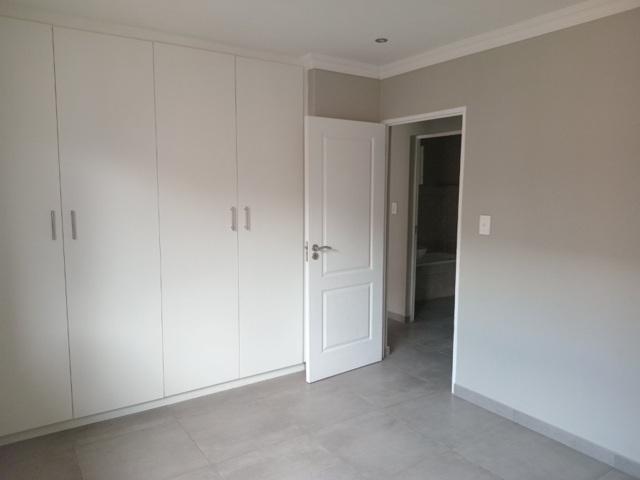 To Let 2 Bedroom Property for Rent in Elandsfontein Gauteng