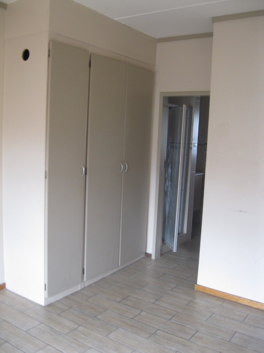 1 Bedroom Property for Sale in Hatfield Gauteng