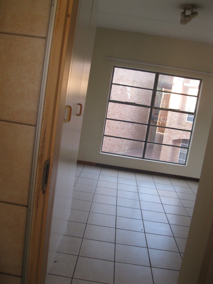 1 Bedroom Property for Sale in Hatfield Gauteng