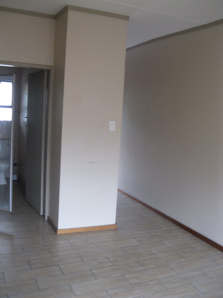 1 Bedroom Property for Sale in Hatfield Gauteng
