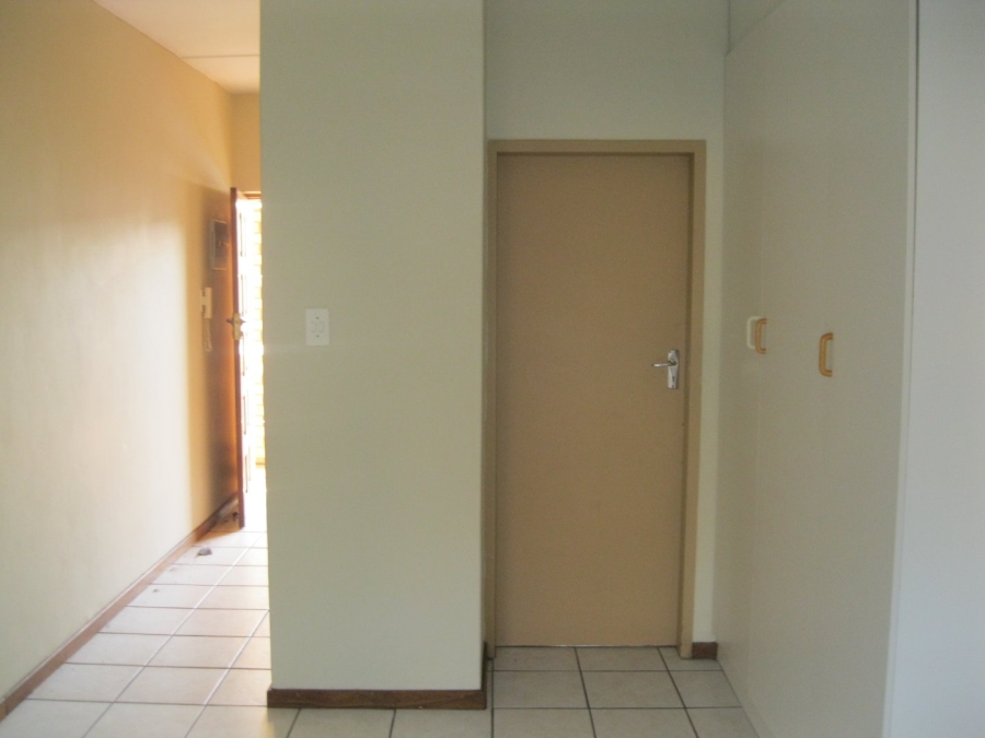 1 Bedroom Property for Sale in Hatfield Gauteng