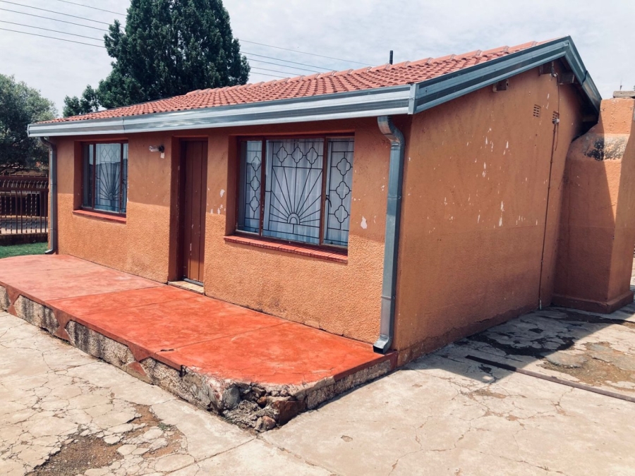 2 Bedroom Property for Sale in Soshanguve G Gauteng