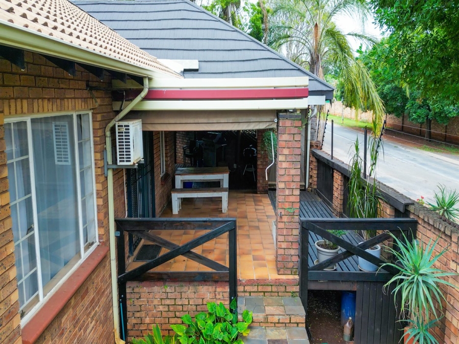 3 Bedroom Property for Sale in Hennopspark Gauteng