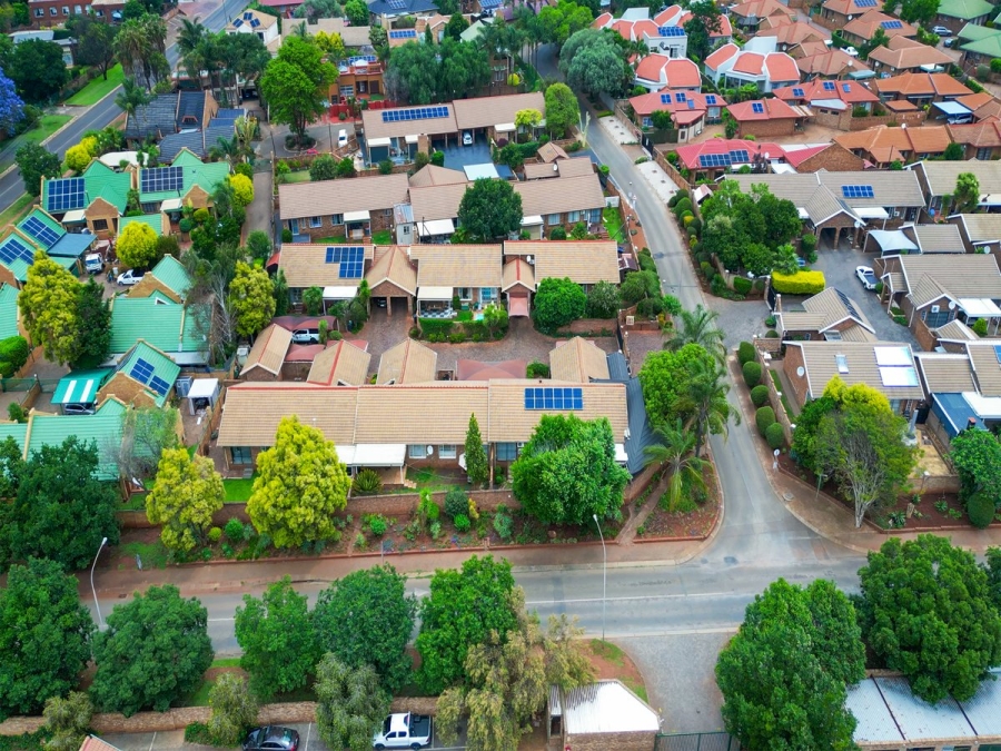 3 Bedroom Property for Sale in Hennopspark Gauteng