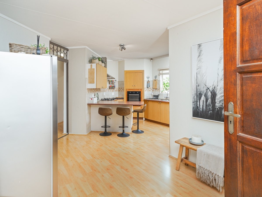 3 Bedroom Property for Sale in Hennopspark Gauteng