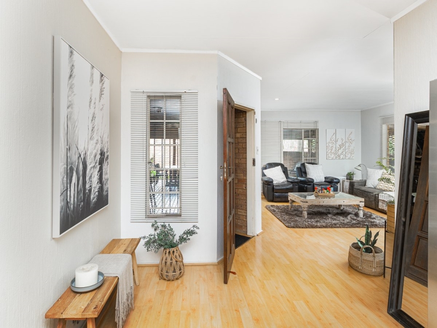 3 Bedroom Property for Sale in Hennopspark Gauteng
