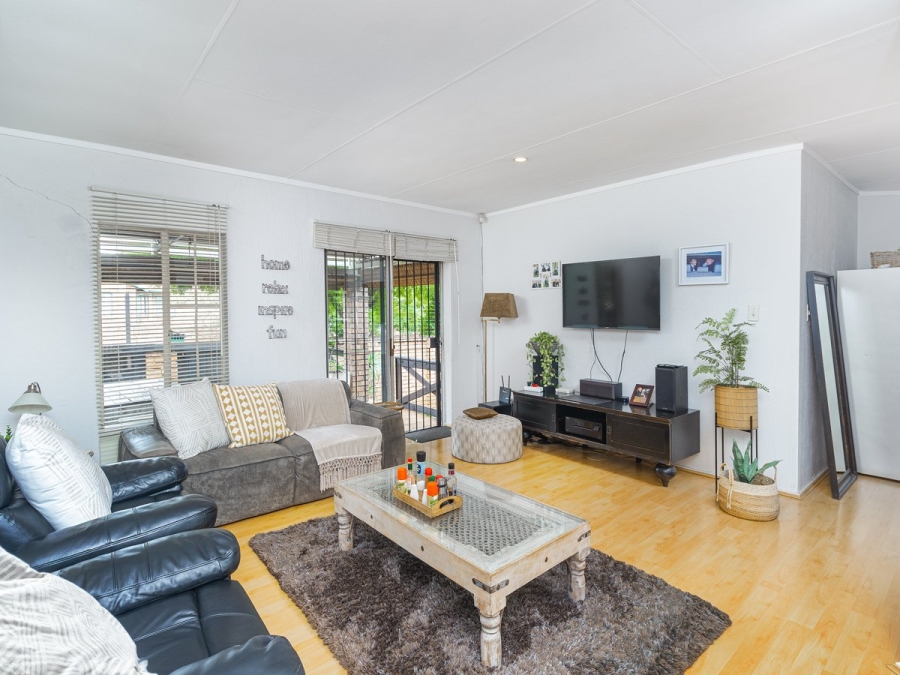 3 Bedroom Property for Sale in Hennopspark Gauteng