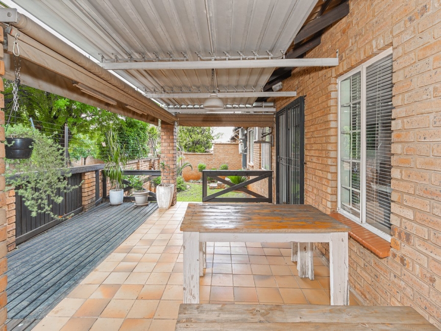 3 Bedroom Property for Sale in Hennopspark Gauteng