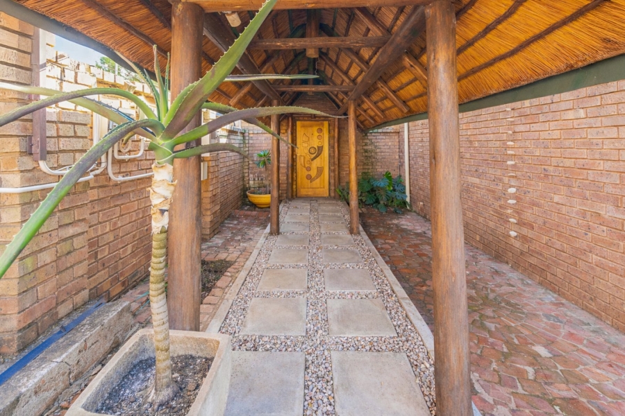 3 Bedroom Property for Sale in Hennopspark Gauteng