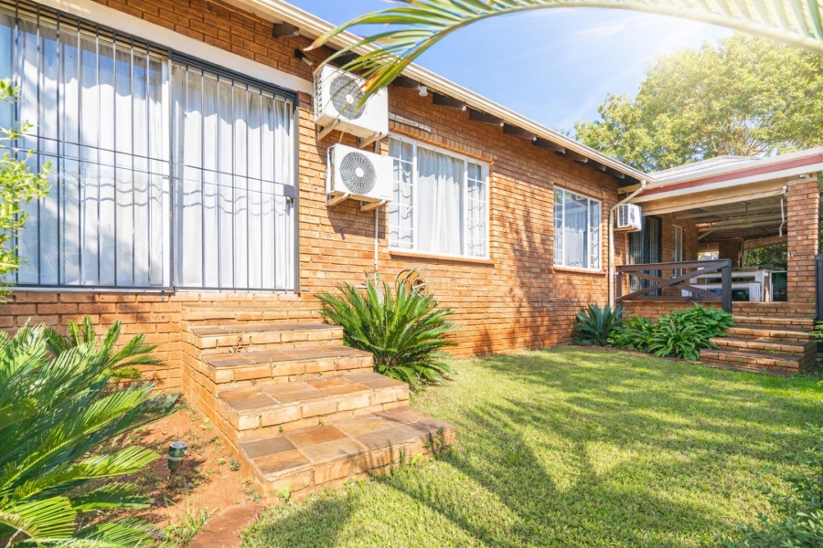 3 Bedroom Property for Sale in Hennopspark Gauteng