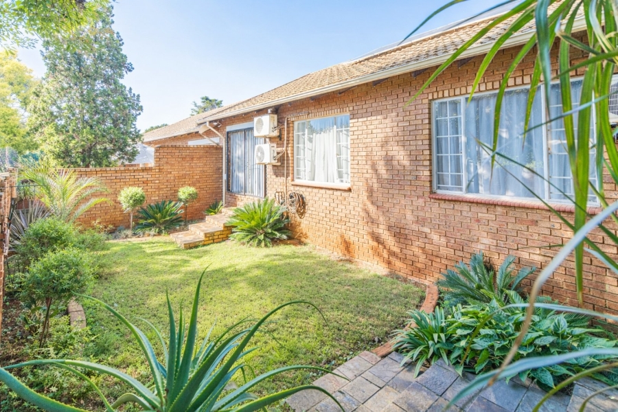 3 Bedroom Property for Sale in Hennopspark Gauteng