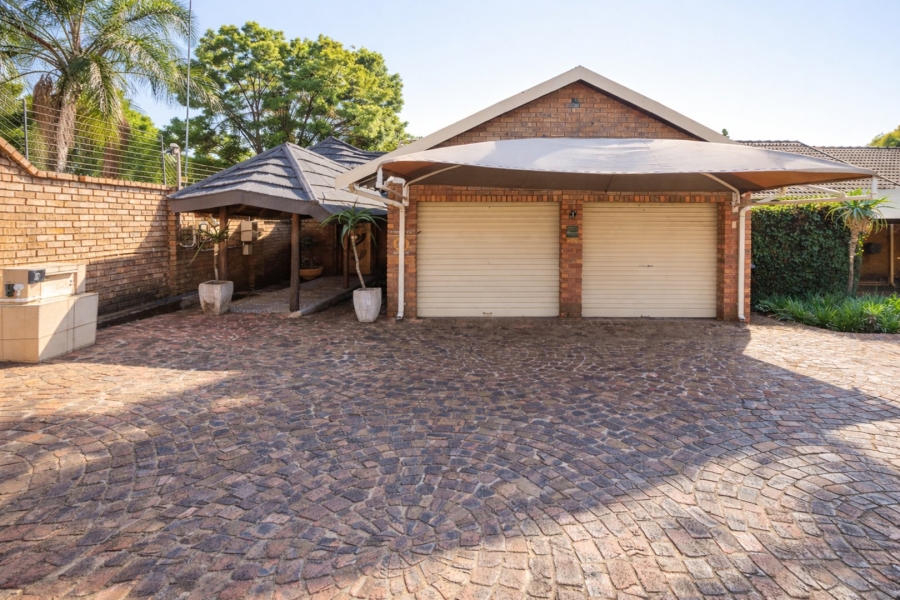3 Bedroom Property for Sale in Hennopspark Gauteng