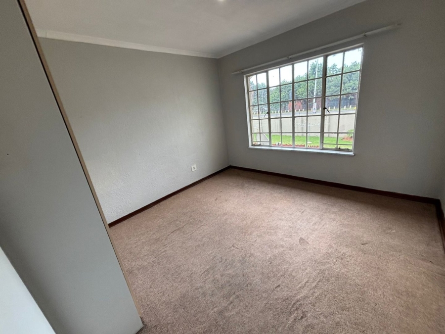 To Let 2 Bedroom Property for Rent in Witfield Gauteng