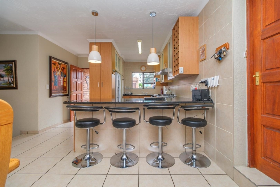 3 Bedroom Property for Sale in Honeydew Manor Gauteng