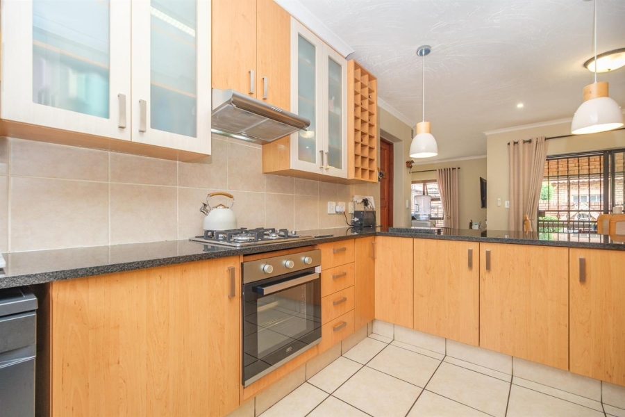 3 Bedroom Property for Sale in Honeydew Manor Gauteng