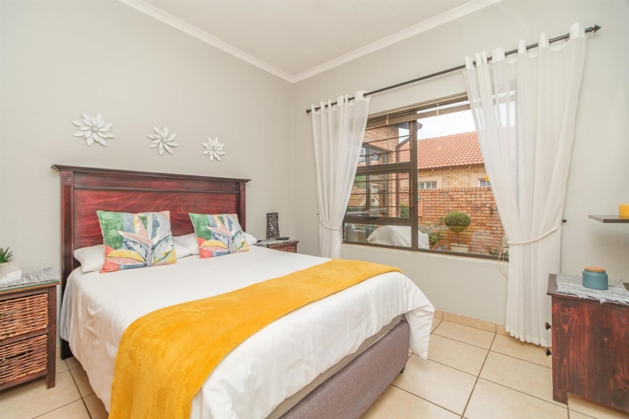 3 Bedroom Property for Sale in Honeydew Manor Gauteng