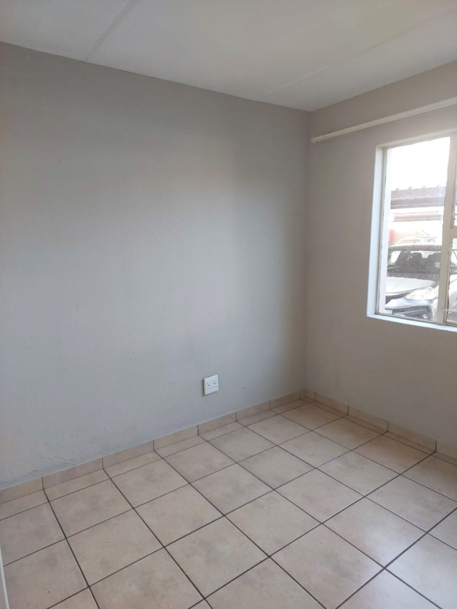 To Let 2 Bedroom Property for Rent in Impala Park Gauteng