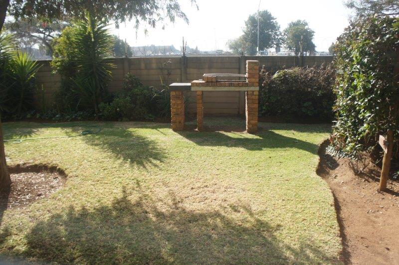 To Let 2 Bedroom Property for Rent in Impala Park Gauteng