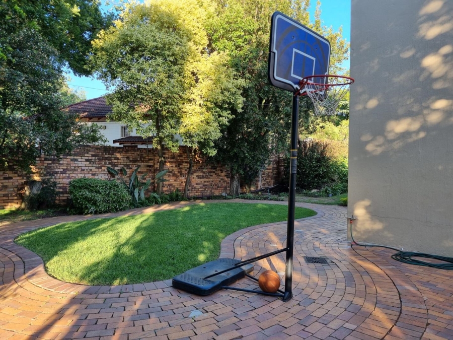 To Let 4 Bedroom Property for Rent in New Brighton Gauteng