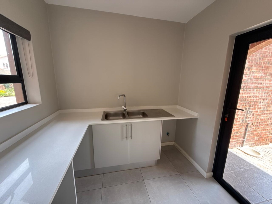 3 Bedroom Property for Sale in Avianto Estates Gauteng