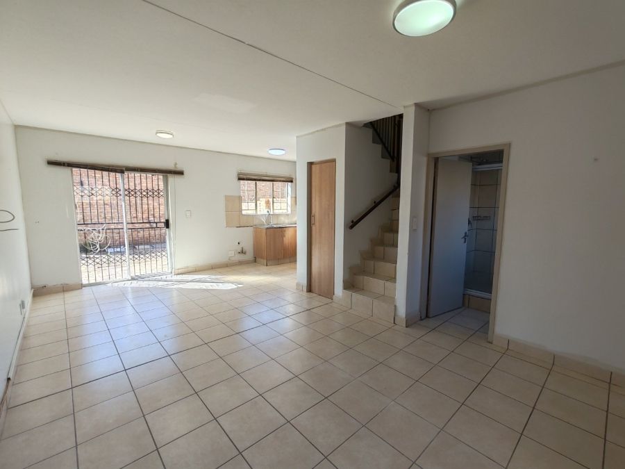 3 Bedroom Property for Sale in Annlin Gauteng