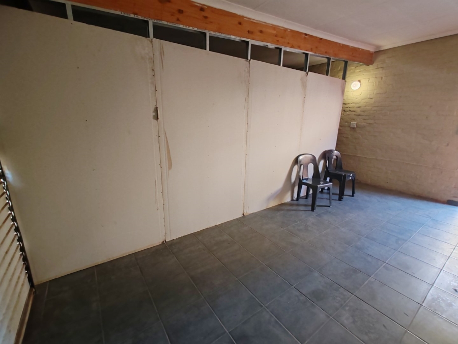 3 Bedroom Property for Sale in Annlin Gauteng