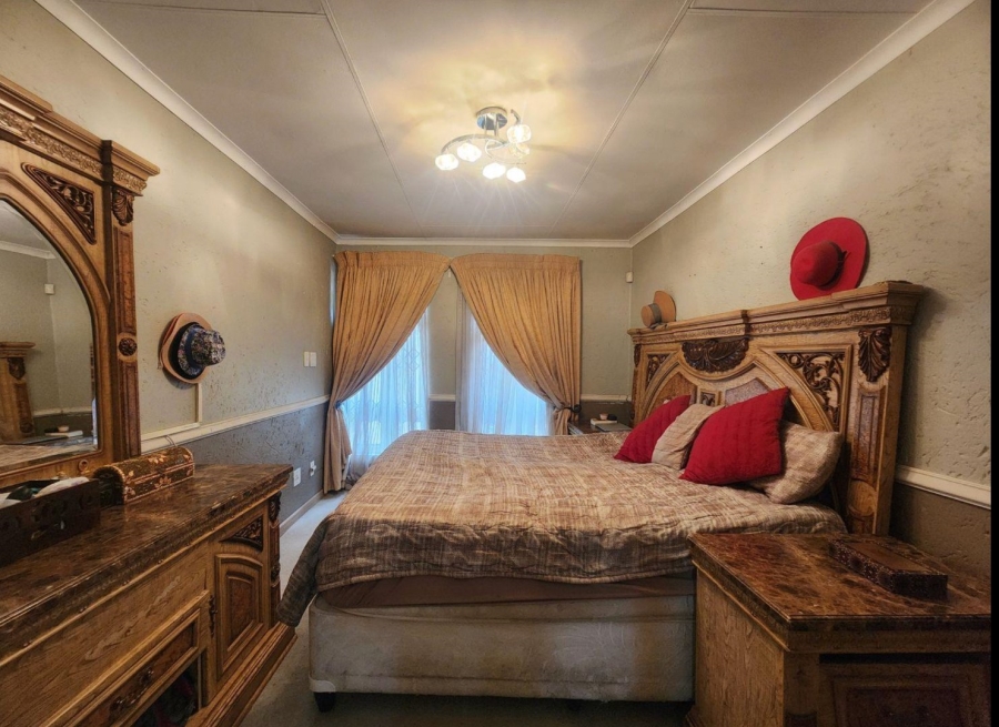 4 Bedroom Property for Sale in Douglasdale Gauteng