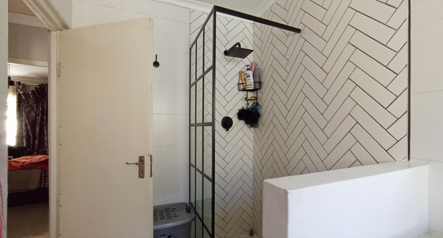 4 Bedroom Property for Sale in Douglasdale Gauteng