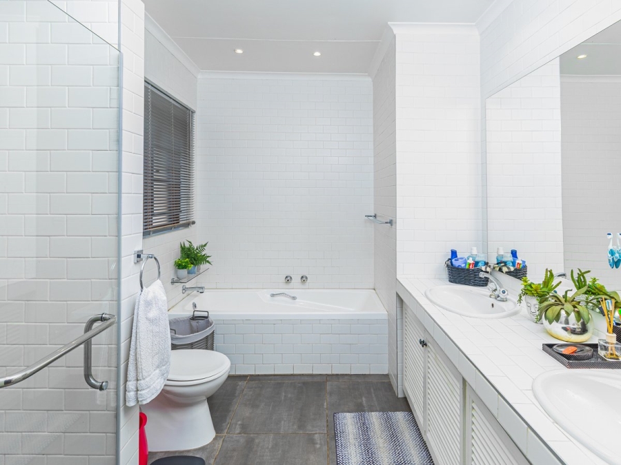 3 Bedroom Property for Sale in Jukskei Park Gauteng