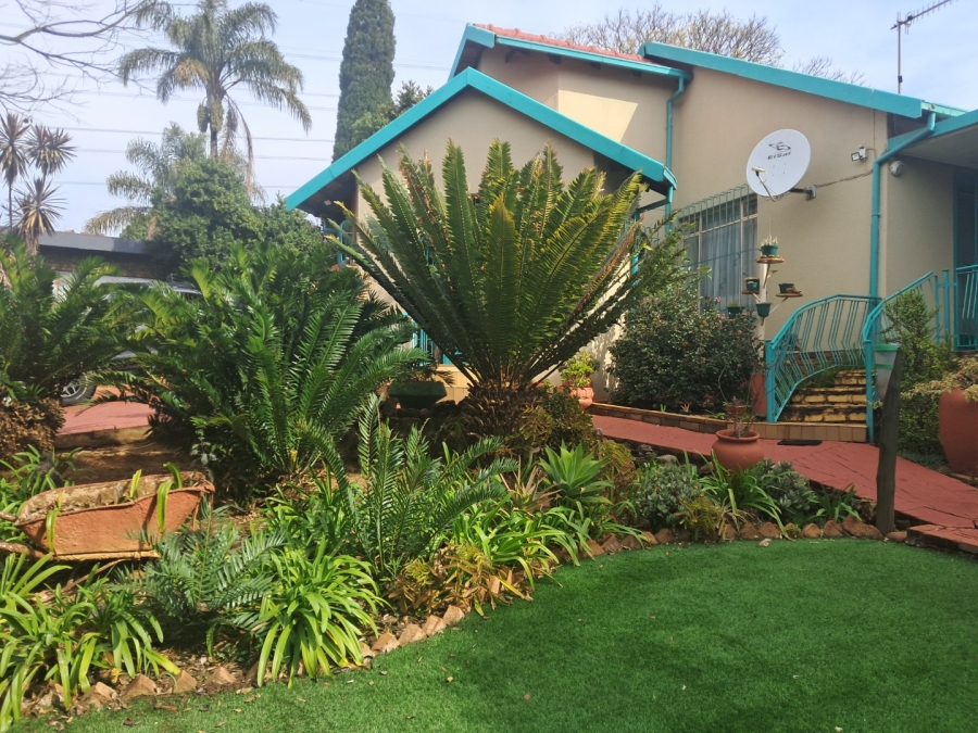  Bedroom Property for Sale in Newlands Gauteng