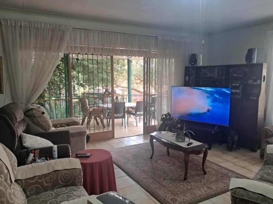  Bedroom Property for Sale in Newlands Gauteng