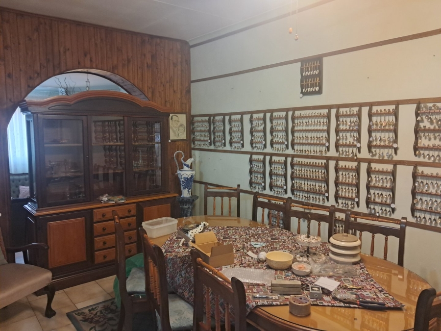  Bedroom Property for Sale in Newlands Gauteng