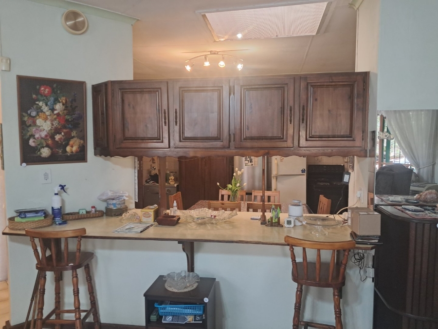  Bedroom Property for Sale in Newlands Gauteng