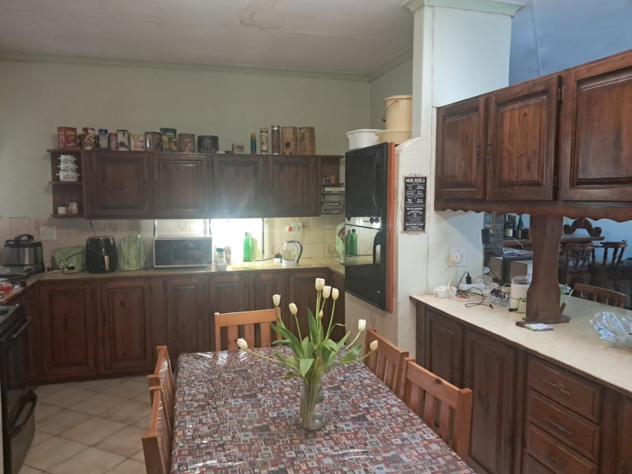  Bedroom Property for Sale in Newlands Gauteng