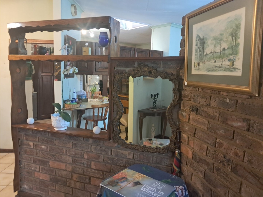  Bedroom Property for Sale in Newlands Gauteng