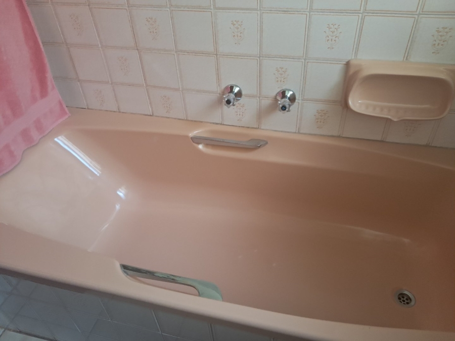  Bedroom Property for Sale in Newlands Gauteng