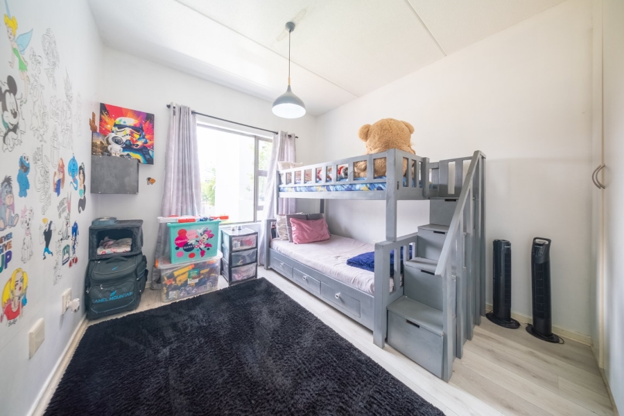 2 Bedroom Property for Sale in Waterstone Park Gauteng