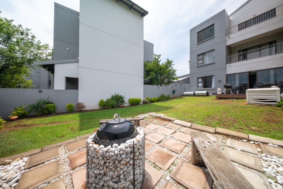 2 Bedroom Property for Sale in Waterstone Park Gauteng