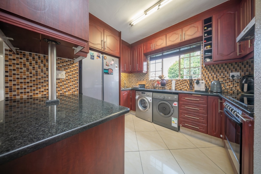 2 Bedroom Property for Sale in Eden Glen Gauteng