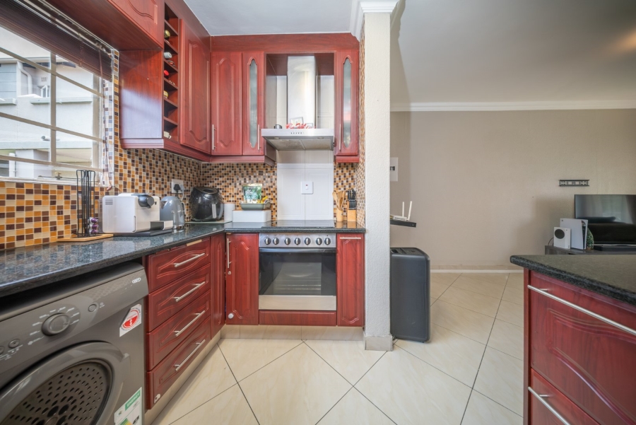 2 Bedroom Property for Sale in Eden Glen Gauteng