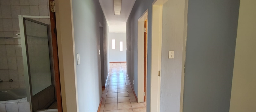 3 Bedroom Property for Sale in Pretoria North Gauteng