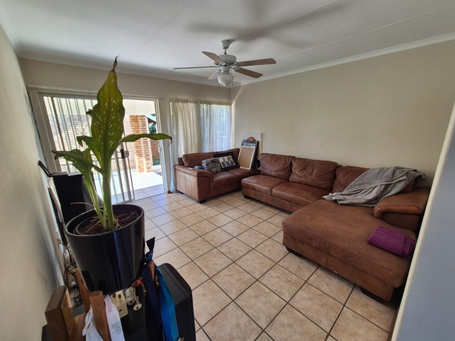 2 Bedroom Property for Sale in Montana Park Gauteng