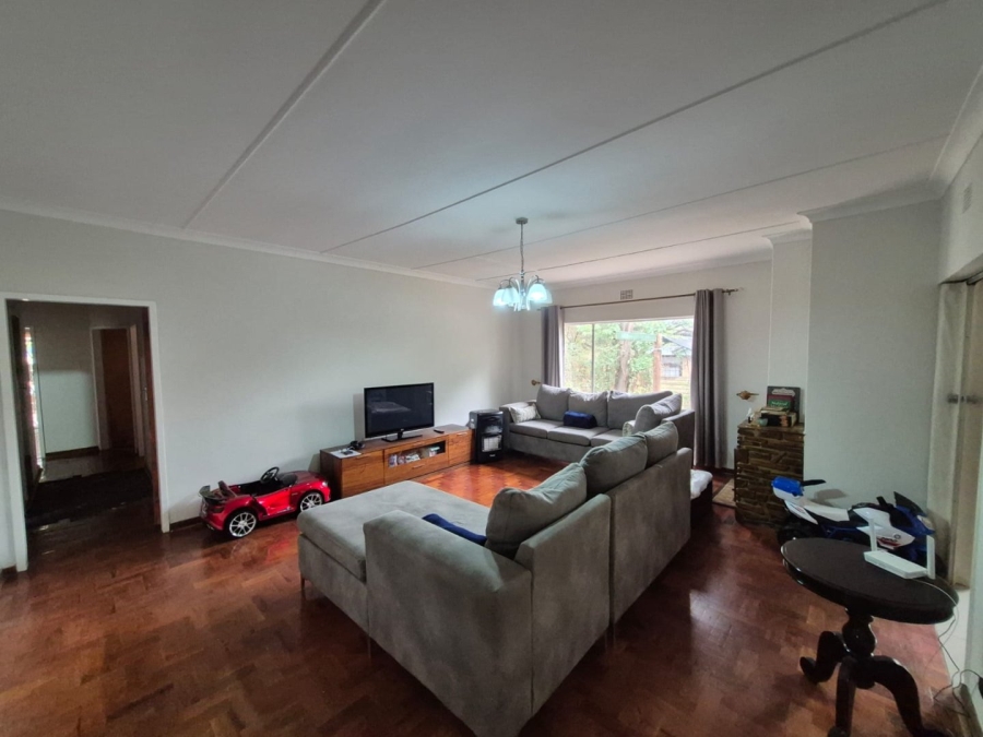 To Let 4 Bedroom Property for Rent in Valhalla Gauteng