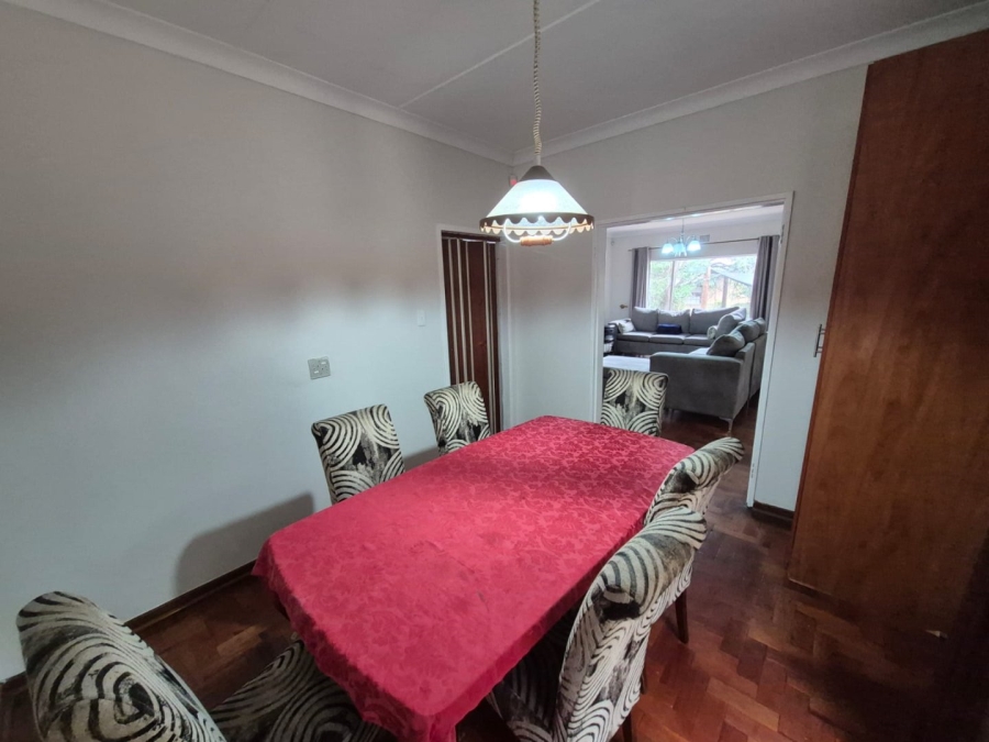 To Let 4 Bedroom Property for Rent in Valhalla Gauteng